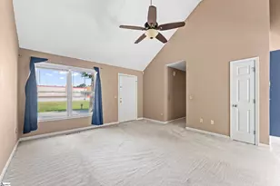 302 Valley View Rd, Fountain Inn, SC 29644 - Photo 5