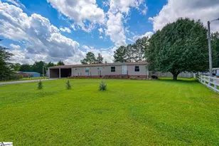 9 W Tyger Ct, Greer, SC 29651 - Photo 3