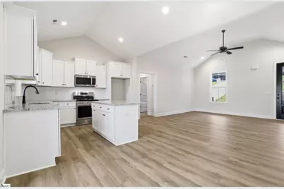121 Tubbs Mountain Road, Travelers Rest, SC 29690 - Photo 13