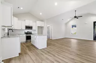121 Tubbs Mountain Rd, Travelers Rest, SC 29690 - Photo 13