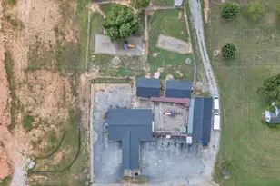 2885 Hwy 221 Hwy, Laurens, SC 29360 - Photo 41