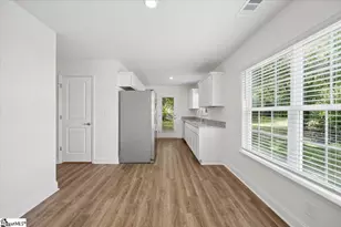 438 N Forest St, Spartanburg, SC 29303 - Photo 13