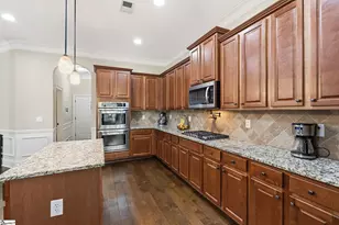 425 Castleford Pl, Simpsonville, SC 29681 - Photo 5