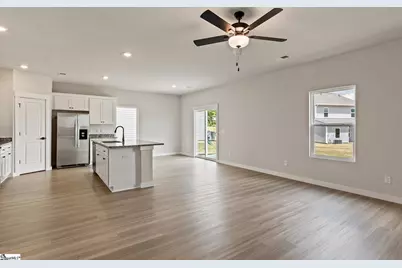 1229 Crested Iris Street, Moore, SC 29369 - Photo 5