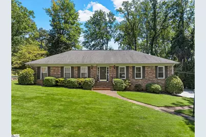 174 New Market Street, Tryon, NC 28782 - Photo 1