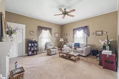 7 22nd Street, Greer, SC 29651 - Photo 9