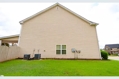 526 W Holloway Drive, Woodruff, SC 29388 - Photo 3
