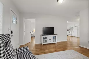 606 Poplar Dr, Greer, SC 29651 - Photo 5