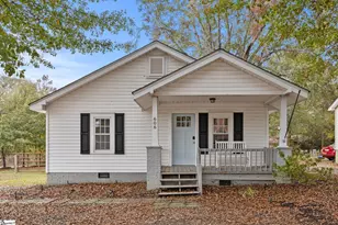 606 Poplar Dr, Greer, SC 29651 - Photo 1