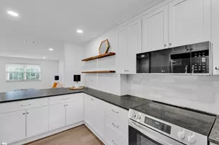 925 Cleveland St, Greenville, SC 29601 - Photo 5