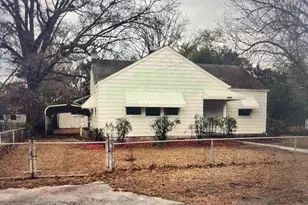 2319 Westview Dr, Cayce, SC 29033 - Photo 1