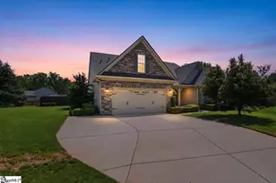 157 Windsor Creek Ct, Simpsonville, SC 29681 - Photo 3