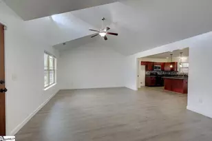 129 Hurst Ave, Anderson, SC 29625 - Photo 7