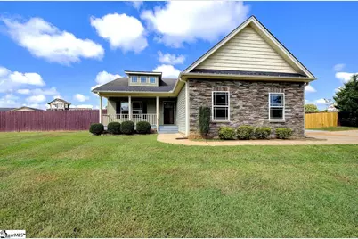 129 Hurst Avenue, Anderson, SC 29625 - Photo 1