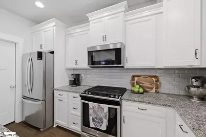 318 Kelby Street, Travelers Rest, SC 29690 - Photo 9