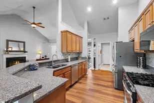 129 St Johns St, Simpsonville, SC 29680 - Photo 11