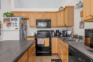 207 Gibbs Rd, Wellford, SC 29385 - Photo 11