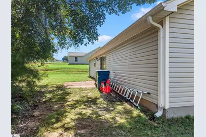 207 Gibbs Road, Wellford, SC 29385 - Photo 25