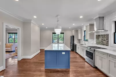 201 Cleveland Street, Greenville, SC 29601 - Photo 9