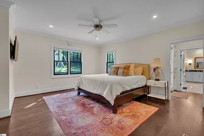 201 Cleveland Street, Greenville, SC 29601 - Photo 15
