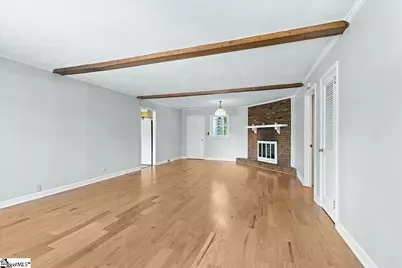 501 Cunningham Road, Taylors, SC 29687 - Photo 5