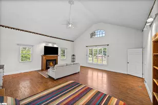 112 Bert Ct, Greer, SC 29651 - Photo 3
