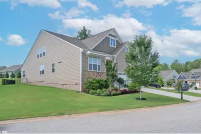 231 Double Crest Drive, Taylors, SC 29687 - Photo 5