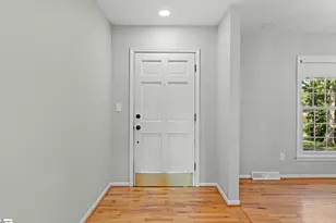 108 Longstreet Dr, Greer, SC 29650 - Photo 5