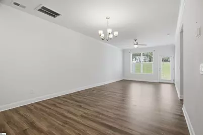313 Cub Court, Greenville, SC 29609 - Photo 9