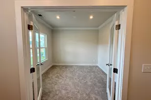 747 Vestrella Rd, Greenville, SC 29605 - Photo 3