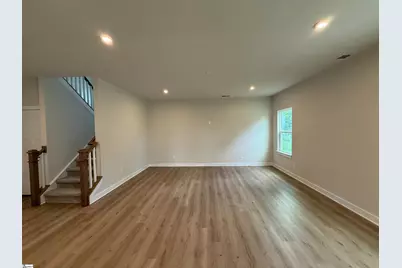 747 Vestrella Road, Greenville, SC 29605 - Photo 5