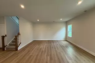 747 Vestrella Rd, Greenville, SC 29605 - Photo 5