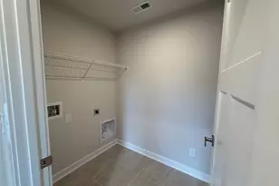 747 Vestrella Rd, Greenville, SC 29605 - Photo 17
