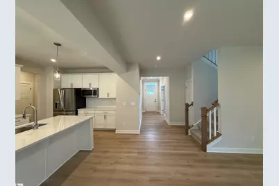 747 Vestrella Road, Greenville, SC 29605 - Photo 7