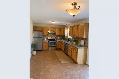 8 Bass Way, Taylors, SC 29687 - Photo 5