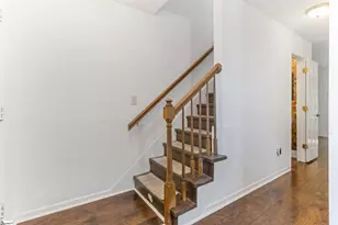 8 Bear Grass Ct, Greenville, SC 29605 - Photo 15