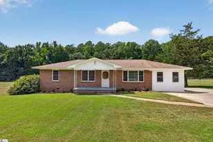 242 Sherwood Dr, Belton, SC 29627 - Photo 1