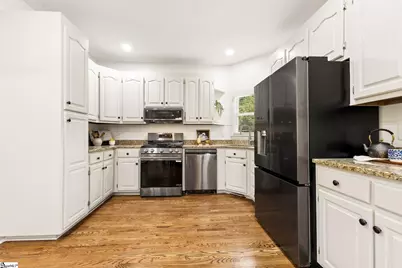 108 Commons Drive, Easley, SC 29642 - Photo 9