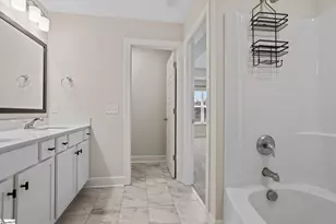 324 Hollenbeck Pl, Greenville, SC 29607 - Photo 23