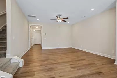 324 Hollenbeck Place, Greenville, SC 29607 - Photo 9