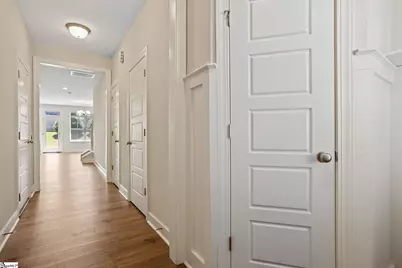 324 Hollenbeck Place, Greenville, SC 29607 - Photo 5