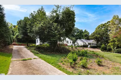 19 Hindman Drive, Greenville, SC 29609 - Photo 5