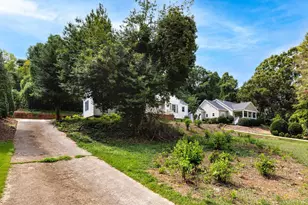 19 Hindman Dr, Greenville, SC 29609 - Photo 5