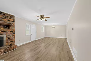 300 Drury Ln, Mauldin, SC 29662 - Photo 5