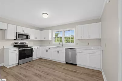 300 Drury Lane, Mauldin, SC 29662 - Photo 9