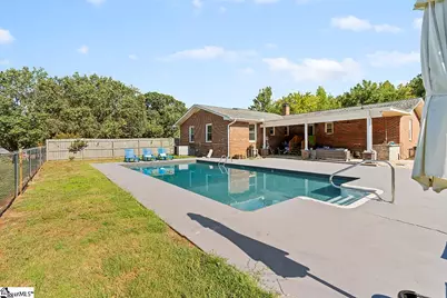 18 Brissy Rock Road, Ware Shoals, SC 29692 - Photo 9