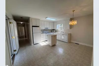 214 Jones Street, Laurens, SC 29326 - Photo 5