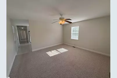 214 Jones Street, Laurens, SC 29326 - Photo 3