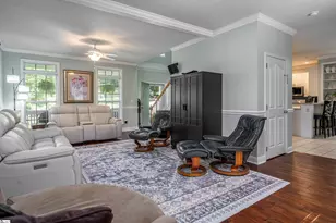 216 Holly Ln, Greer, SC 29651 - Photo 9
