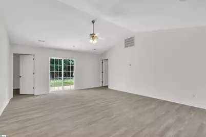 116 Pine Needle Road, Piedmont, SC 29673 - Photo 5
